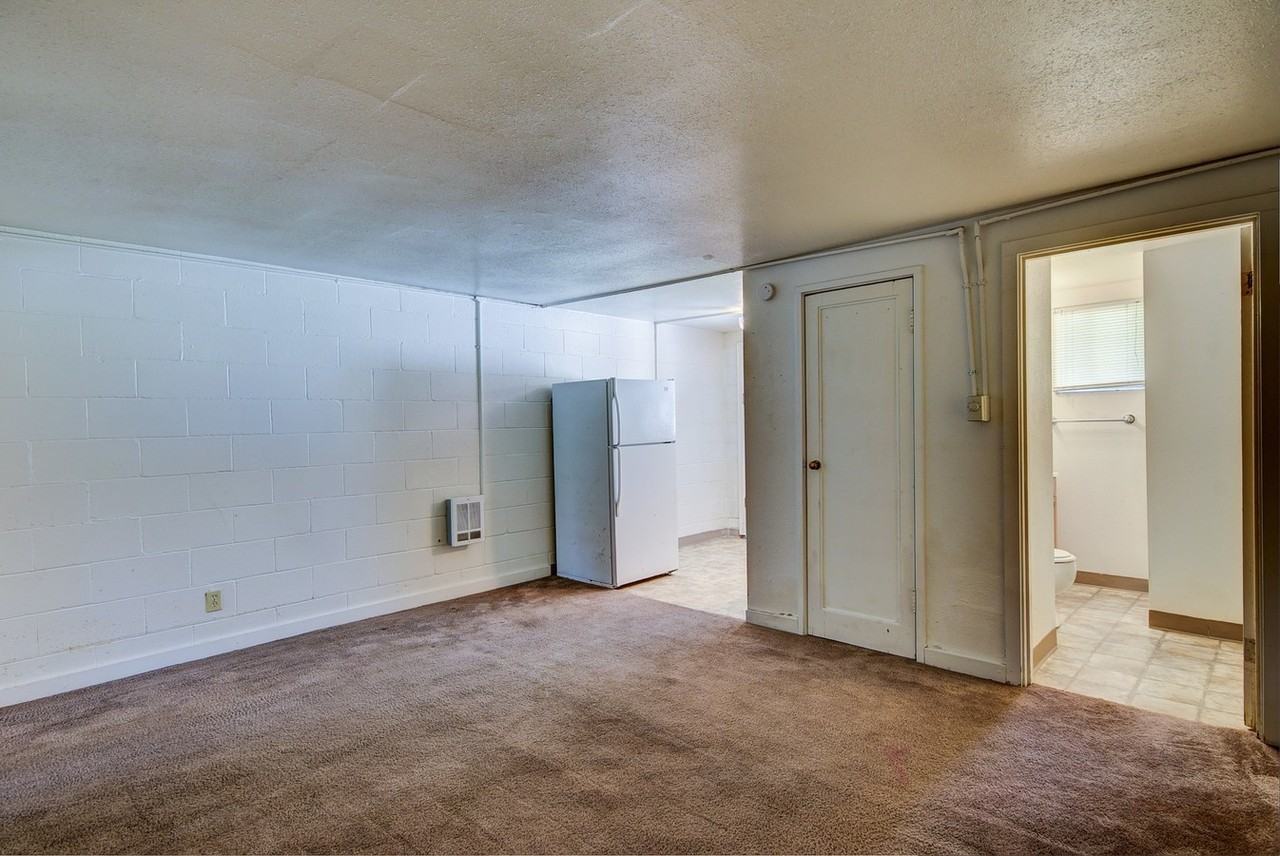 Seabreeze (3125 N Oak Harbor Rd) - Photo 6 of 16