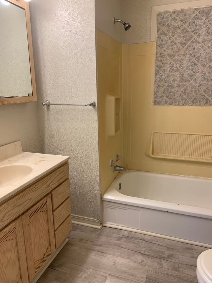 1812 W 17th Ln - Photo 3 of 7