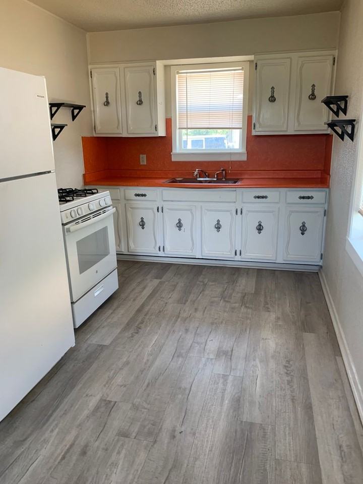 1812 W 17th Ln - Photo 6 of 7