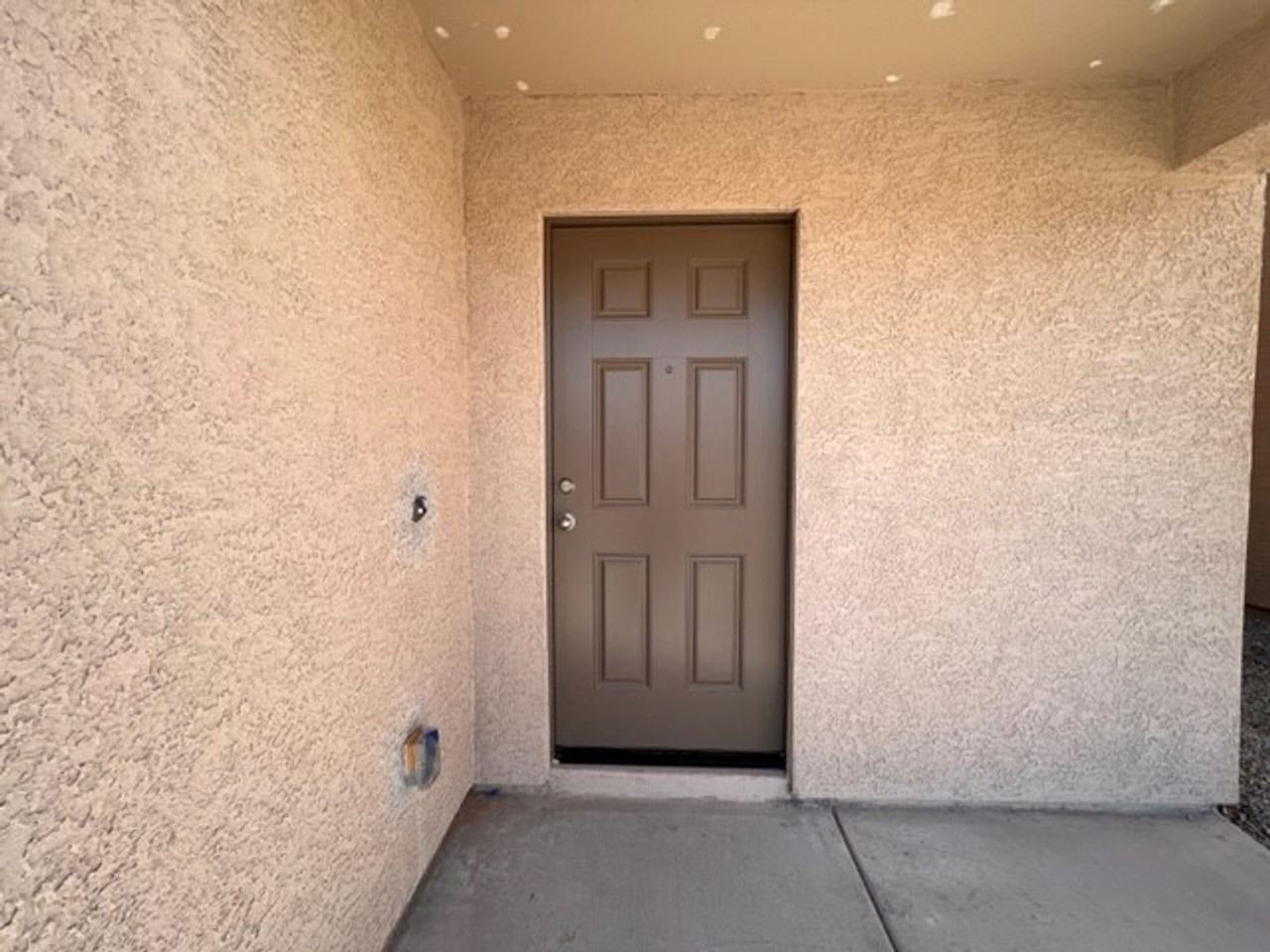 2415 Village Dr - Photo 7 of 49