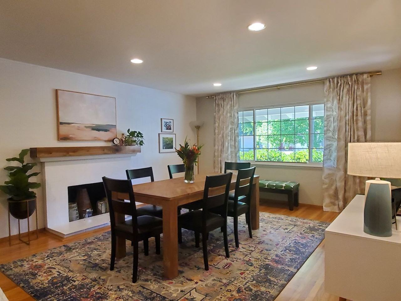 1717 Andover Ln - Photo 3 of 12