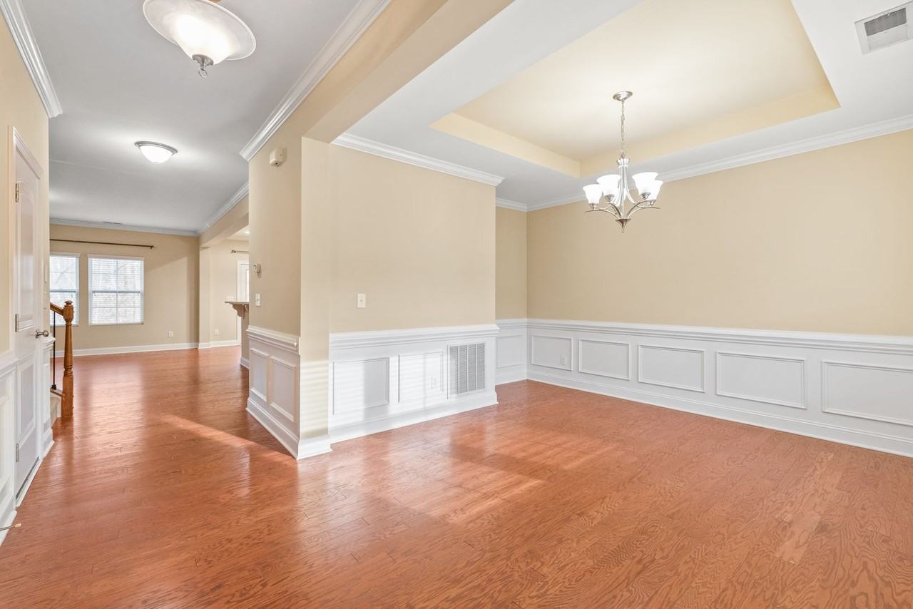 5123 Poplar Knoll Dr - Photo 3 of 36