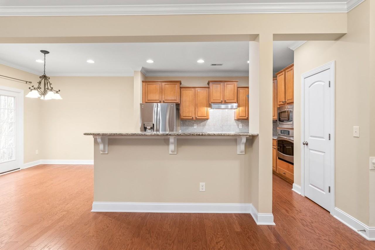5123 Poplar Knoll Dr - Photo 6 of 36
