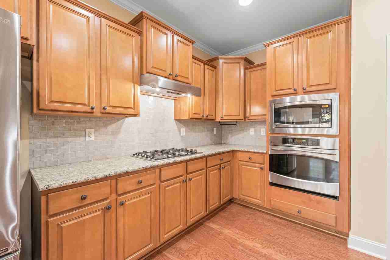 5123 Poplar Knoll Dr - Photo 7 of 36