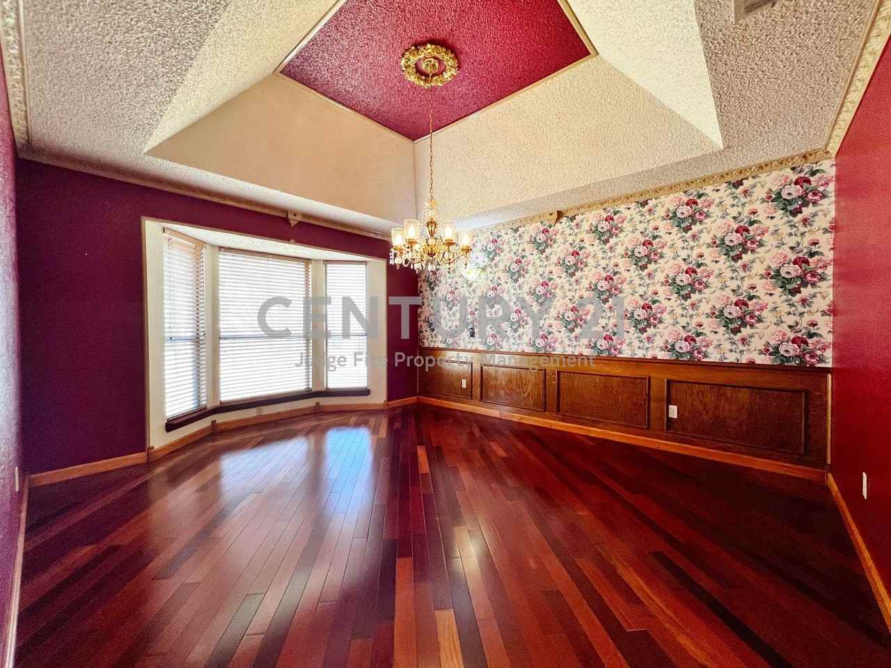 812 Newport Rd - Photo 3 of 14