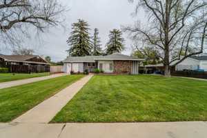 featured image of 2415 Covillaud St