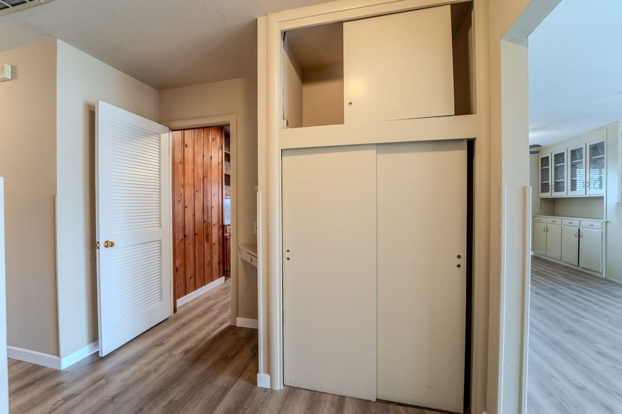 2415 Covillaud St - Photo 5 of 27