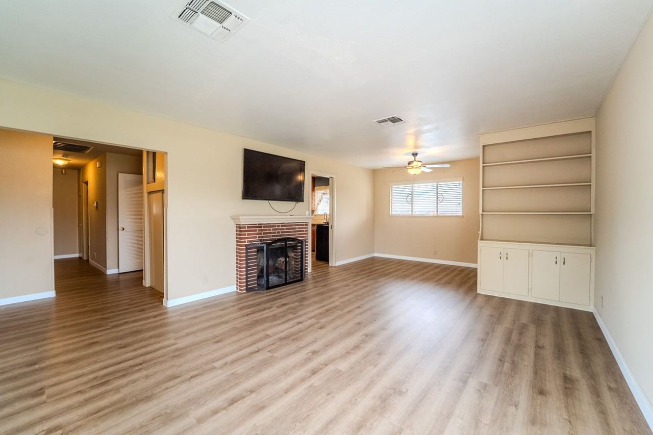 2415 Covillaud St - Photo 7 of 27