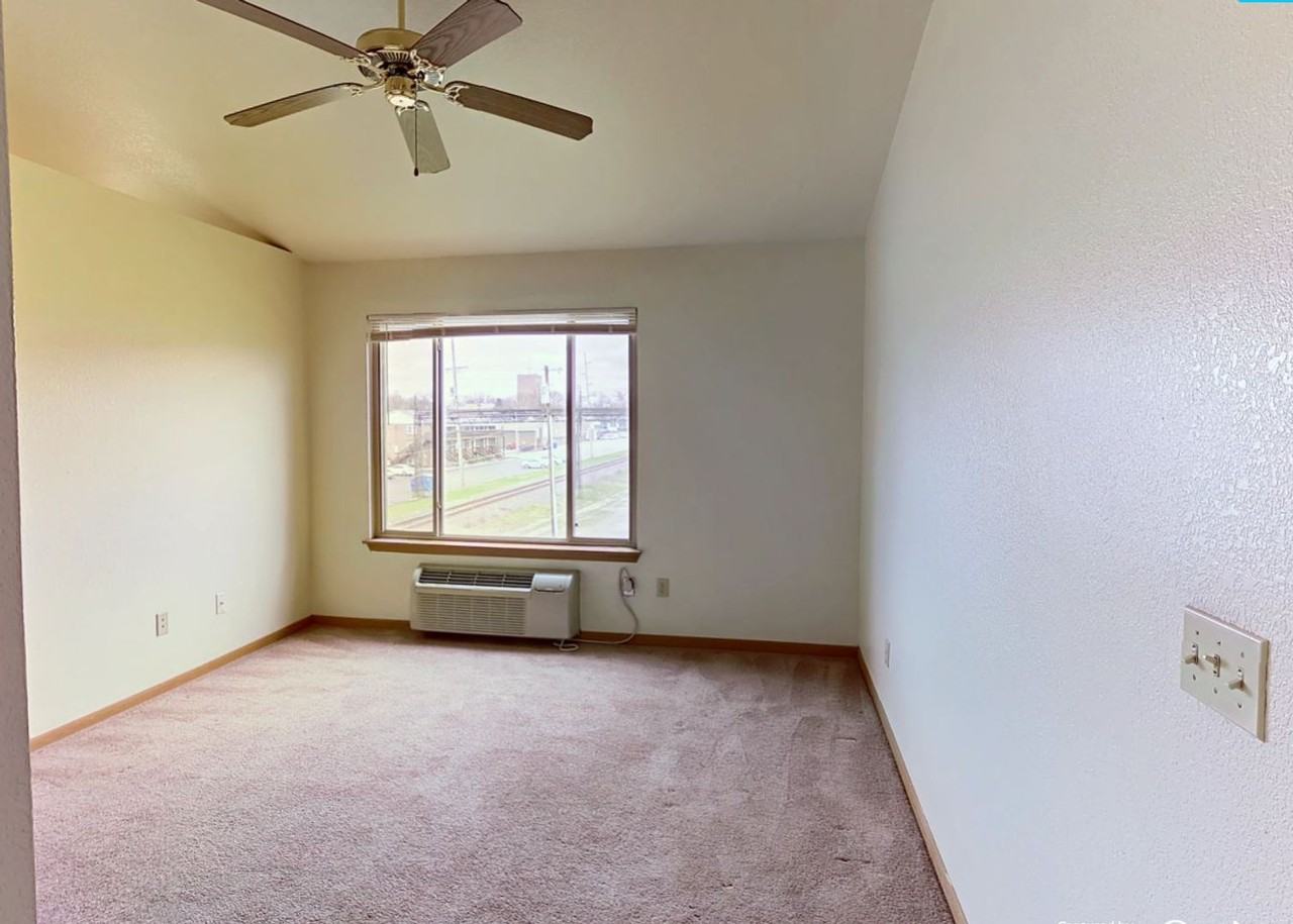 Heinzsite - Photo 2 of 8