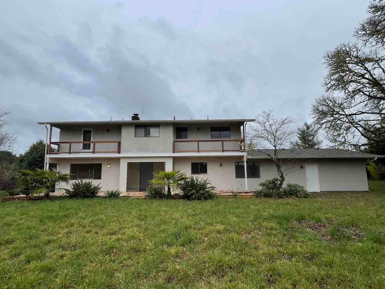 24325 Vaughn Rd - Photo 2 of 24