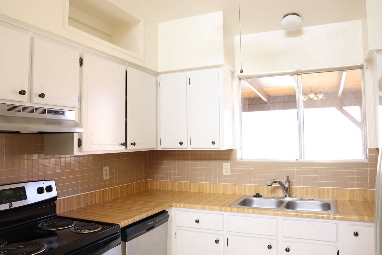 1113 Plaza Azul - Photo 6 of 20