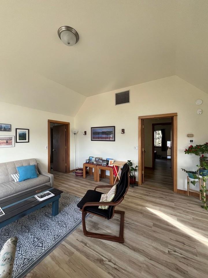 6A Hayden Bridge Way - Photo 2 of 17