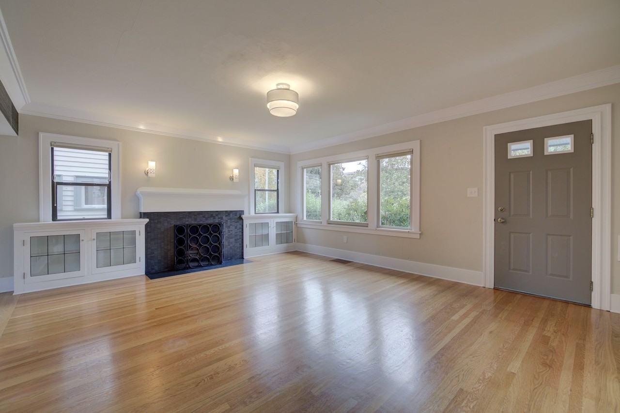 357 29th Ave - Photo 4 of 31