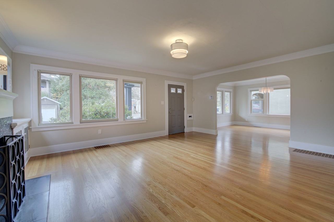 357 29th Ave - Photo 5 of 31