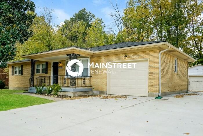 4408 Tara Gale Ct - Photo 3 of 17