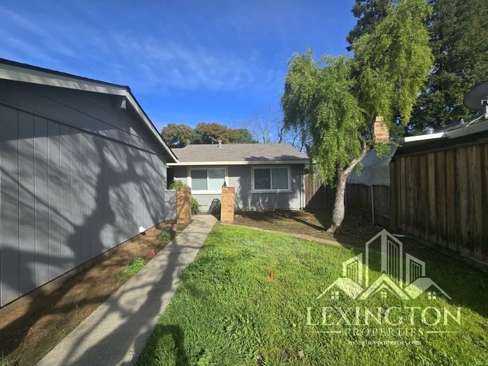 9660 Linda Rio Dr - Photo 3 of 25