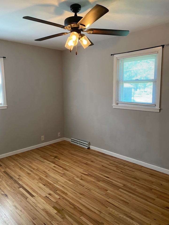 226 Marcy St - Photo 4 of 17