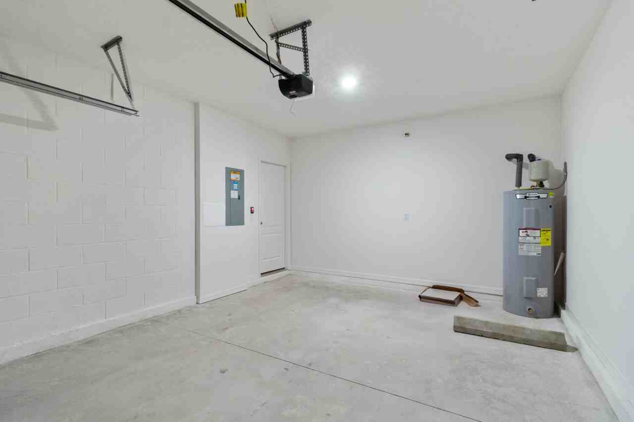 3318 Penny Cove Ln #NA - Photo 2 of 11