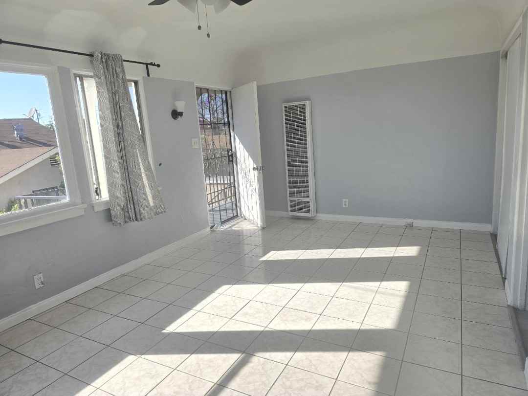 6230 Newell St #B - Photo 2 of 7