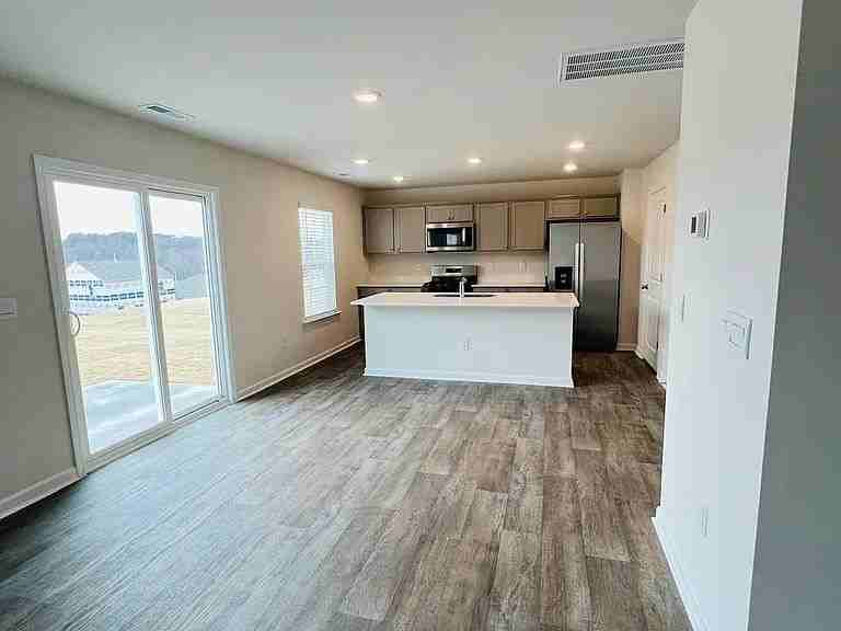 342 Tulip Tree St #NA - Photo 3 of 19