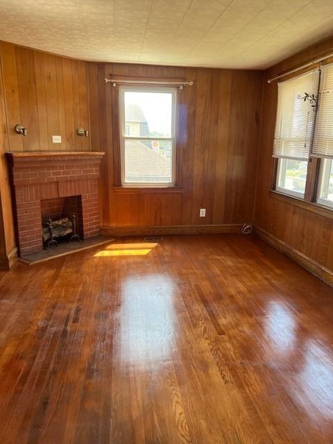 1270 Linden Ave #1 - Photo 2 of 7