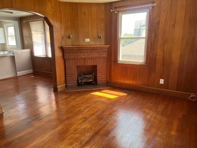 1270 Linden Ave #1 - Photo 3 of 7