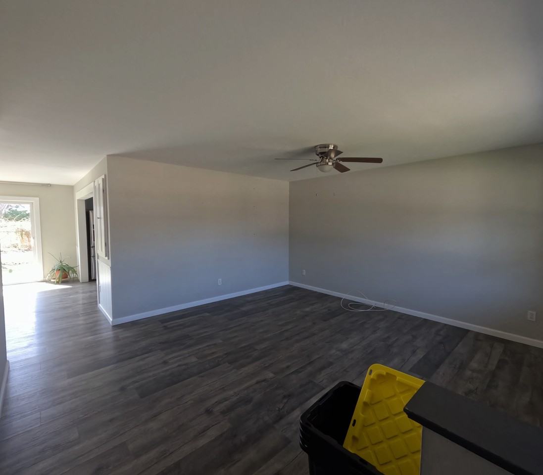 310 Roanoke Dr #NA - Photo 5 of 18