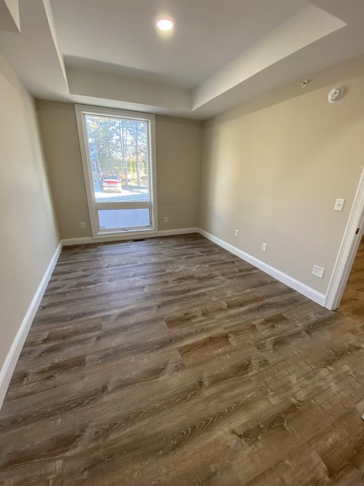 1 Brown Ave #G - Photo 5 of 9