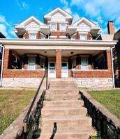 featured image of 1814 Summit St