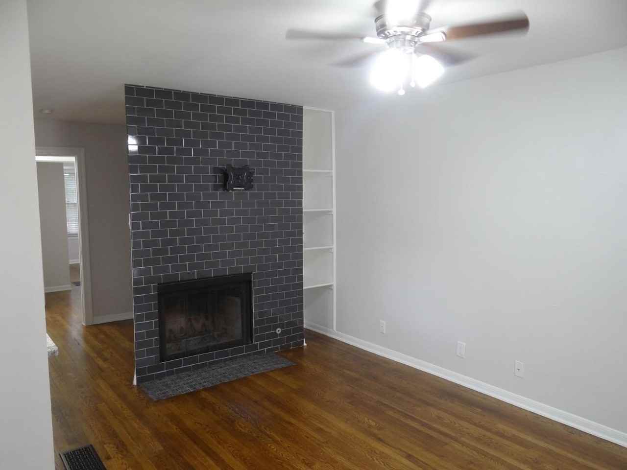 916 E 32nd St - Photo 7 of 16
