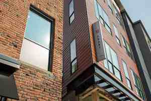 featured image of 10 Front St