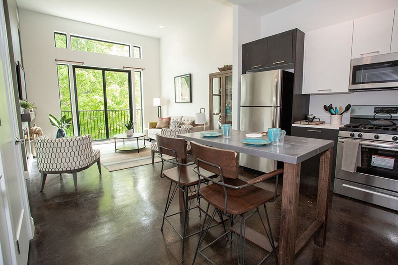 Ten Front - Photo 3 of 26