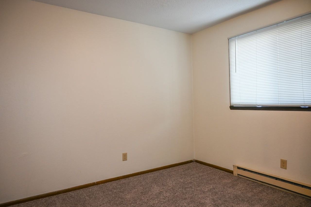 2144 8th Ave NW - Photo 7 of 12