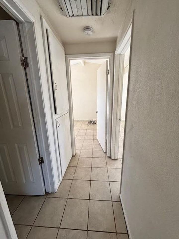 7011 Juniper Avenue - Photo 7 of 8