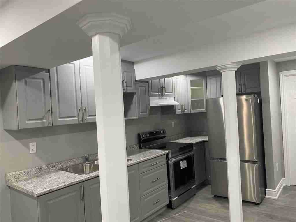 608 Wettlaufer Terr - Photo 2 of 12