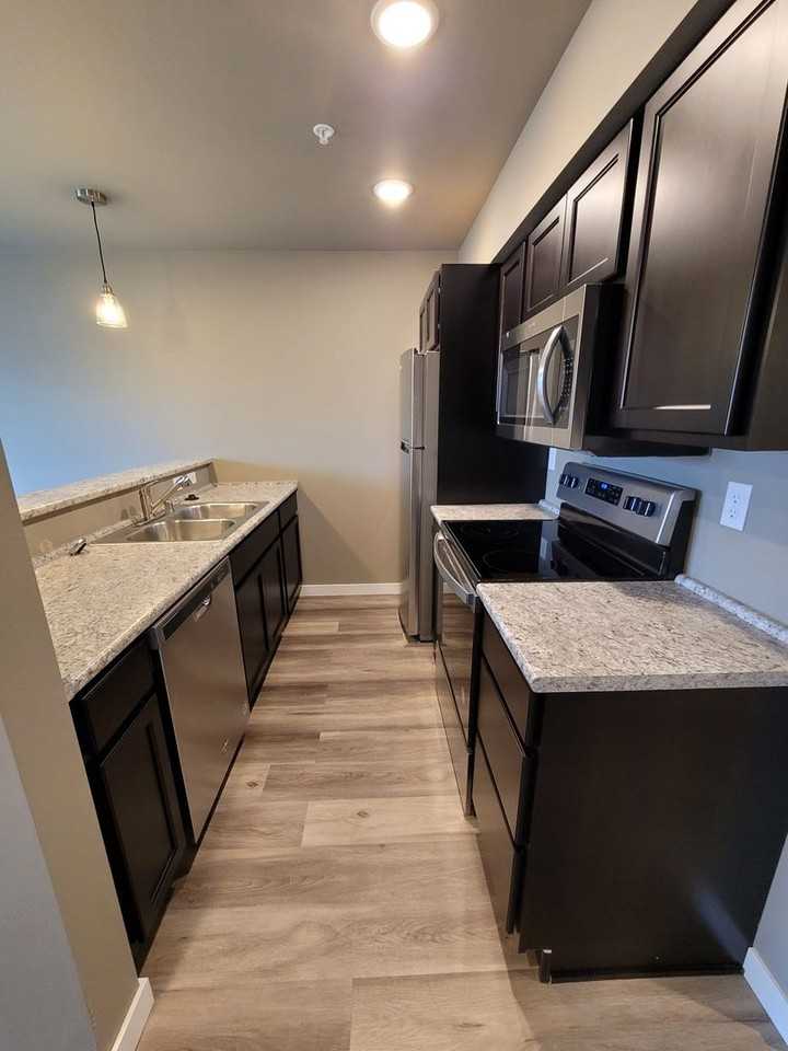 Fountain Flats-2522 - Photo 2 of 13