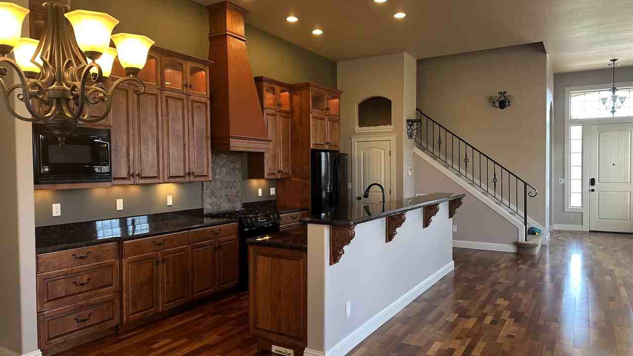 210 Danielle Dr - Photo 2 of 21