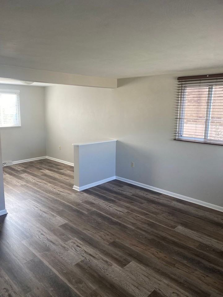 13 Franklin Ave - Photo 5 of 18