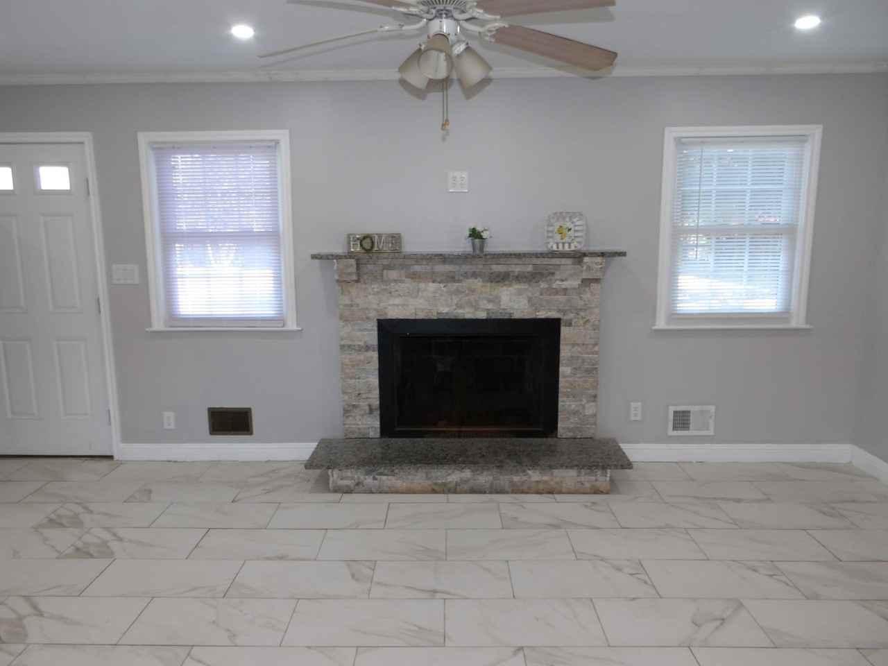 801 Pine Valley Dr - Photo 5 of 24