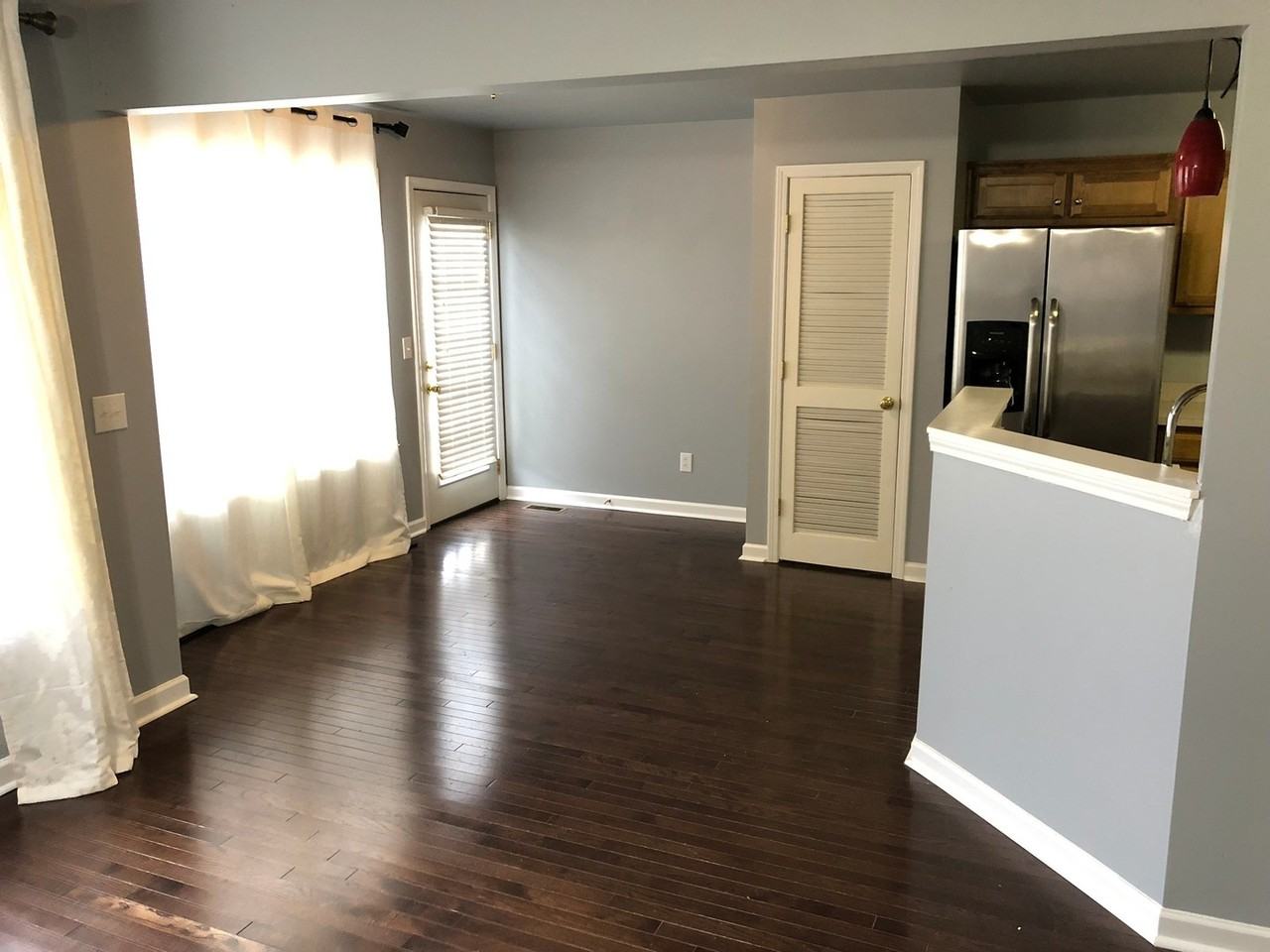 1132 Summerville Cir - Photo 6 of 18