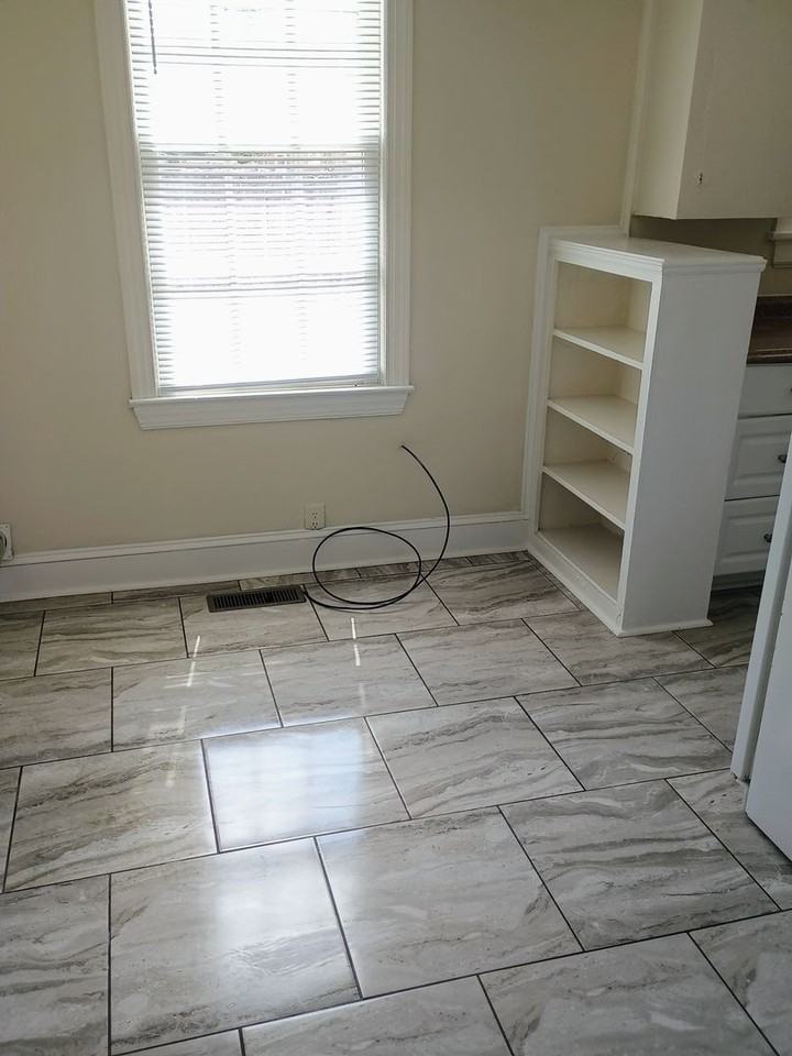 1015 N Mckinley St #6 - Photo 4 of 4