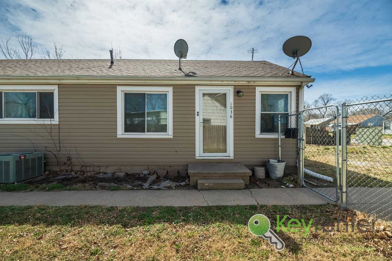 1036 S Richmond Ave - Photo 3 of 19