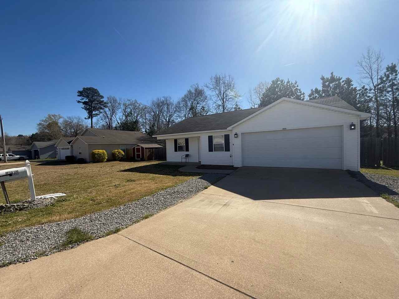 203 Spring Branch Dr - Photo 2 of 17