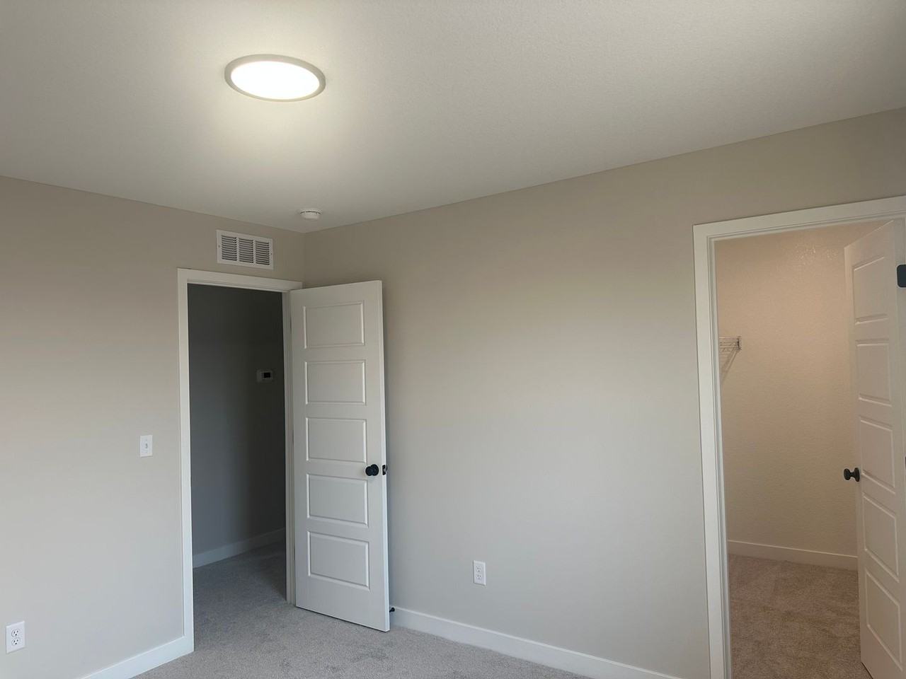 18220 Depot St - Photo 3 of 6