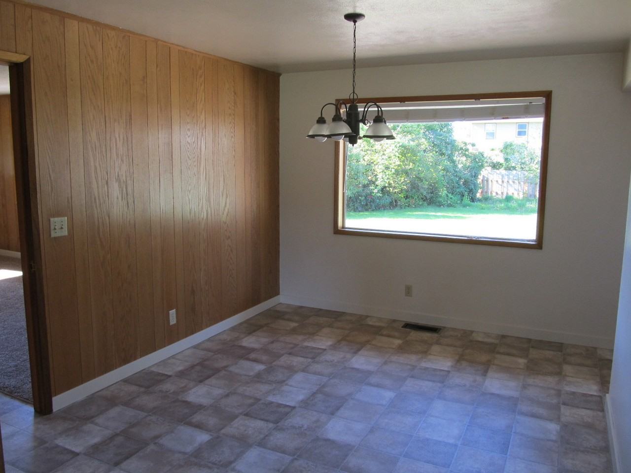 1509 Avon Ave - Photo 5 of 14
