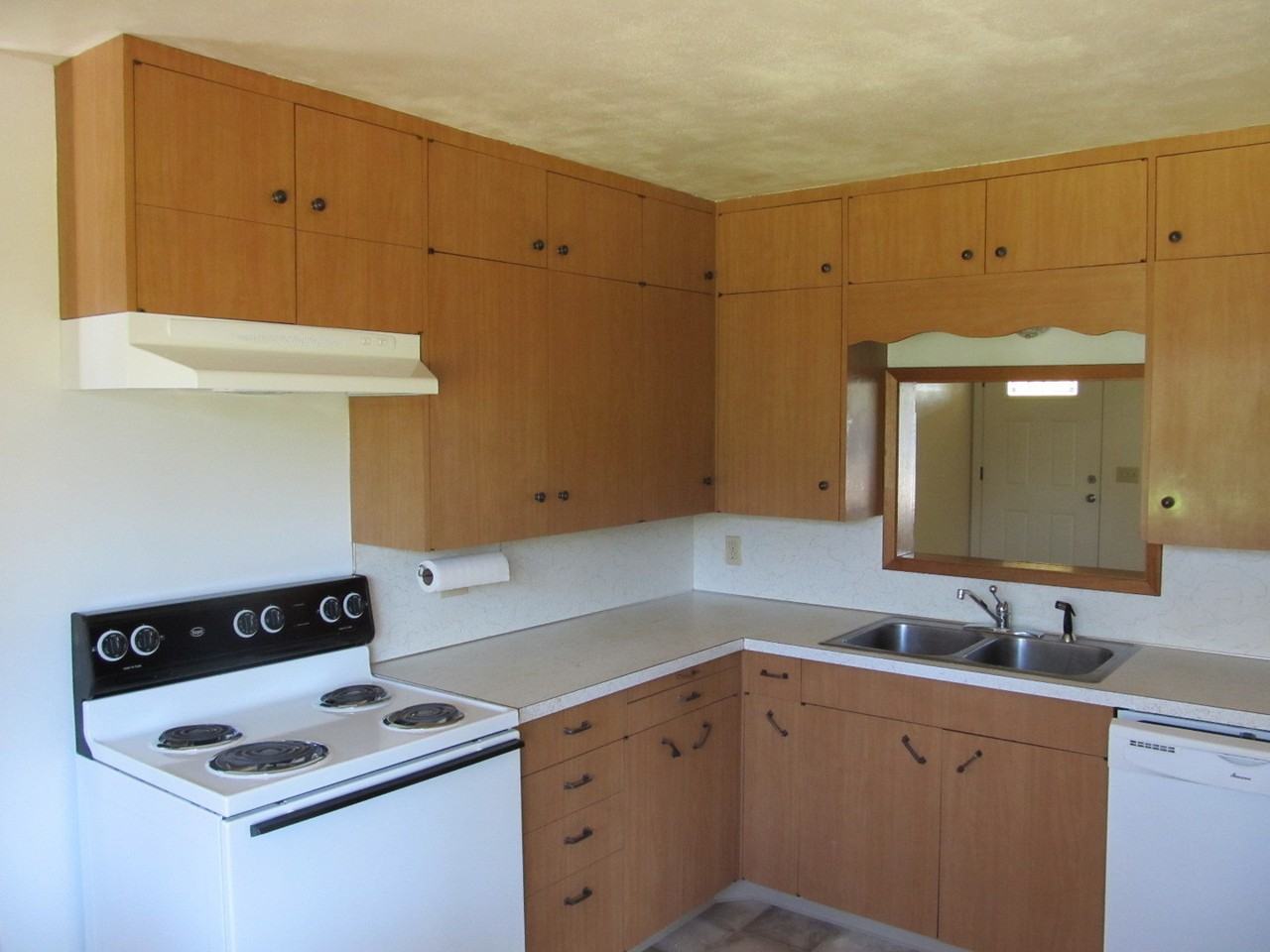 1509 Avon Ave - Photo 6 of 14