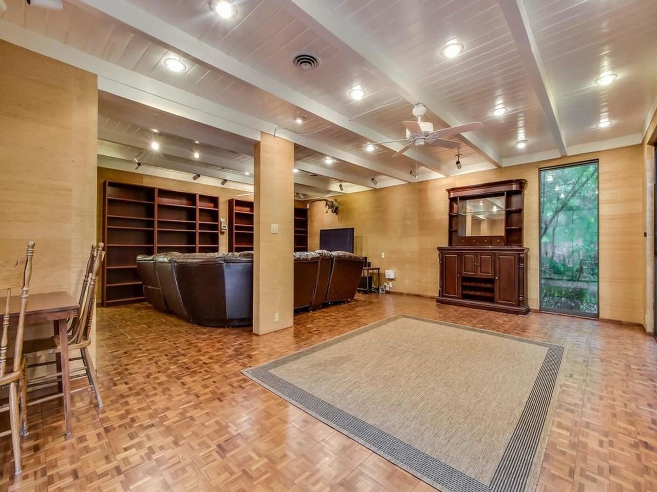 800 Leonard Street - Photo 6 of 31