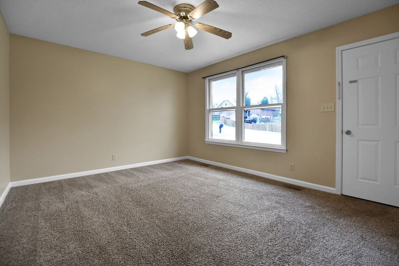 1253 Cottonwood Dr - Photo 2 of 22