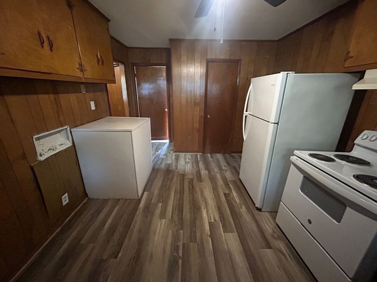 3905 Persimmon St - Photo 6 of 18