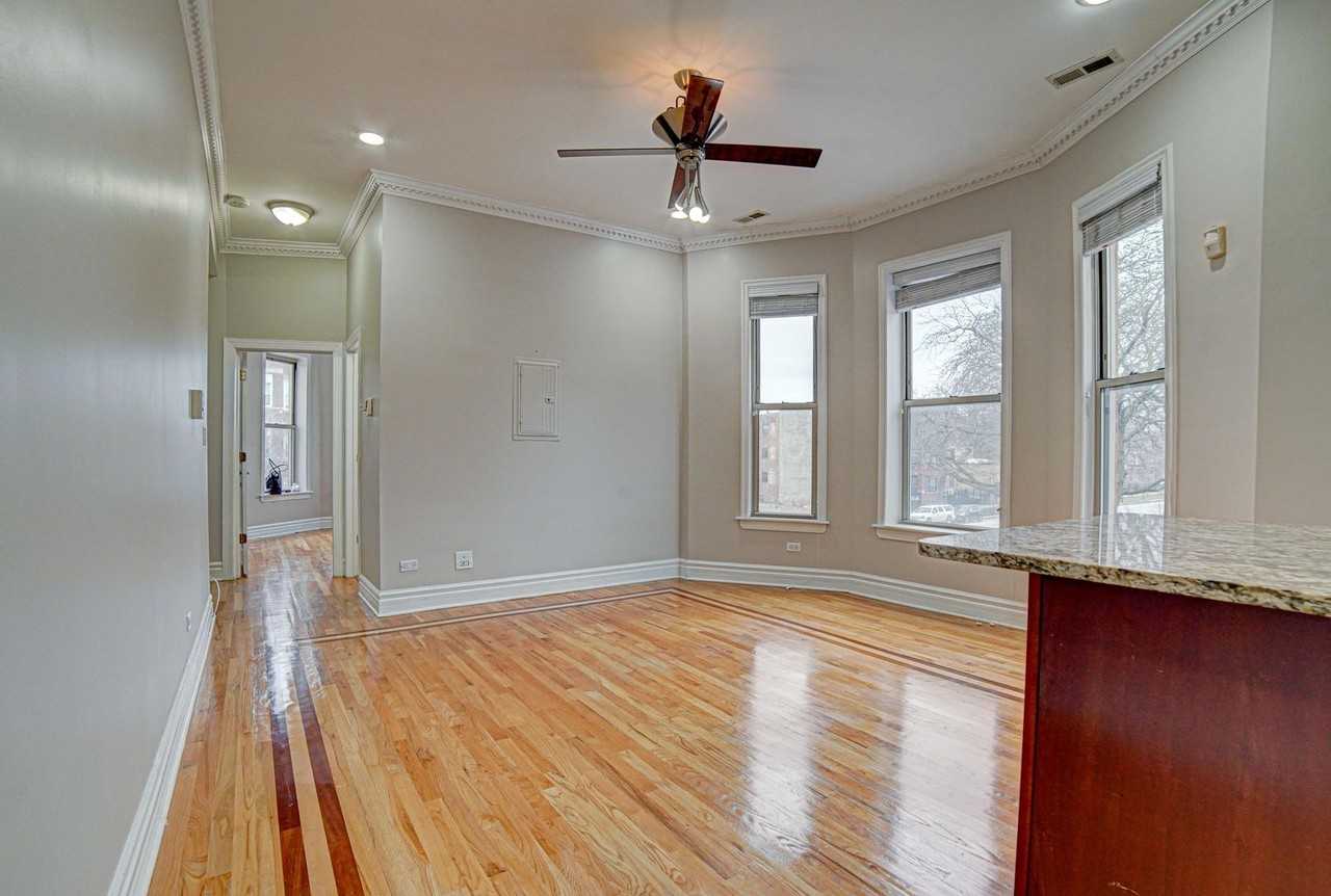 4858 S Prairie Ave #2A - Photo 6 of 23